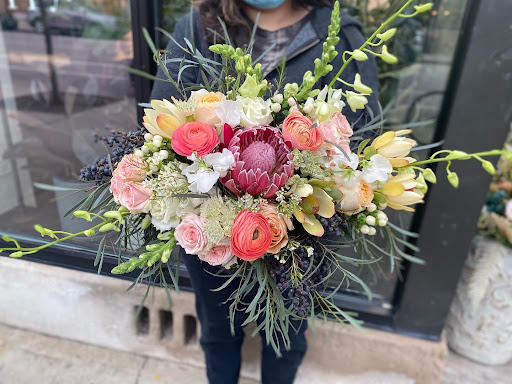 Florist «Thats Amore Florist Ltd», reviews and photos, 3454 N Southport Ave, Chicago, IL 60657, USA