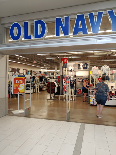 Clothing Store «Old Navy», reviews and photos, 2828 E 3rd St, Bloomington, IN 47401, USA