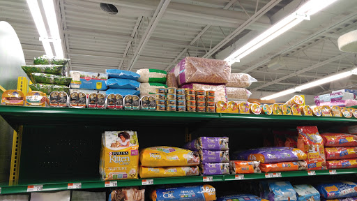 Pet Supply Store «Pet Supplies Plus», reviews and photos, 1168 Farmington Ave, Bristol, CT 06010, USA