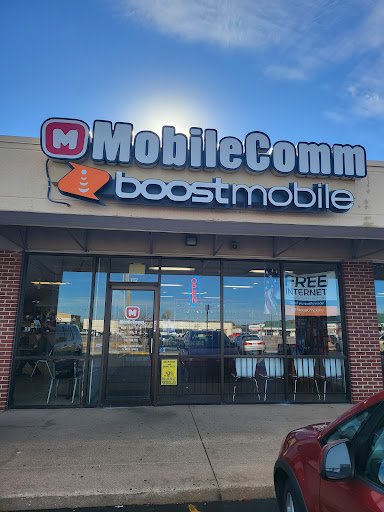 Cell Phone Store «MobileComm - Phones Fixed Fast (21st & Woodlawn)», reviews and photos, 6249 E 21st St N #112, Wichita, KS 67208, USA