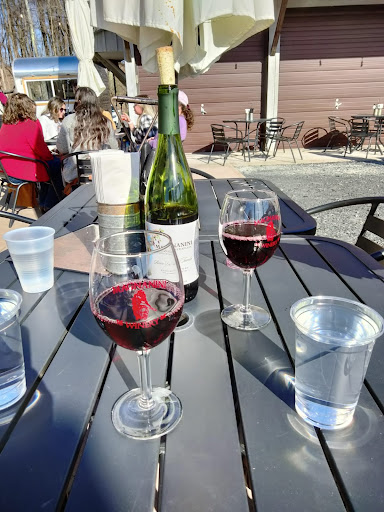 Winery «Magnanini Winery, Restaurant & Distillery», reviews and photos, 172 Strawridge Rd, Wallkill, NY 12589, USA