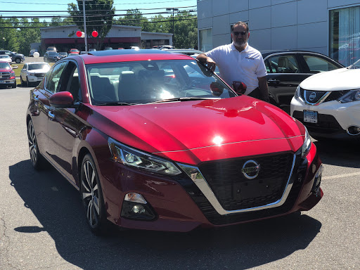 Nissan Dealer «Middletown Nissan», reviews and photos, 1153 Newfield St, Middletown, CT 06457, USA