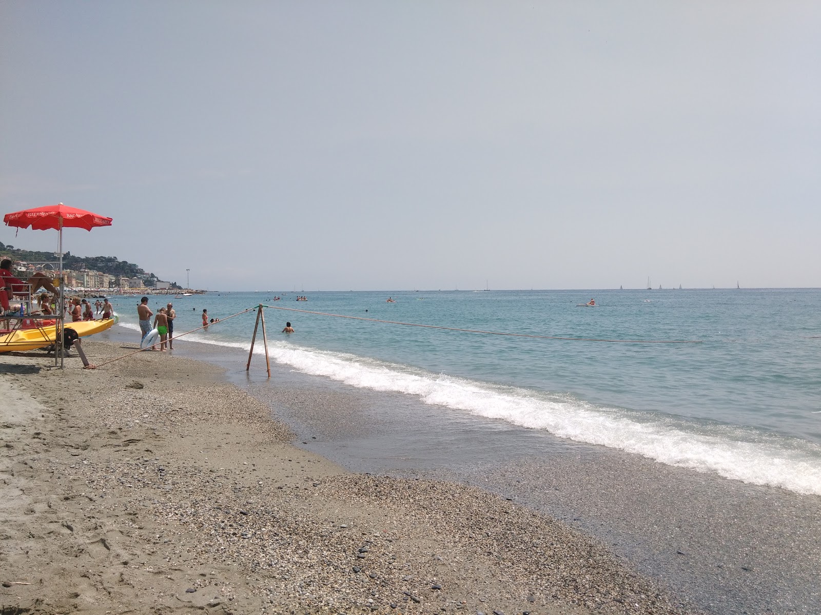 Fotografija Varazze beach priljubljeno mesto med poznavalci sprostitve