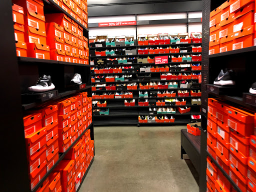 Sporting Goods Store «Nike Factory Store», reviews and photos, 71 Aquarium Way, Long Beach, CA 90802, USA