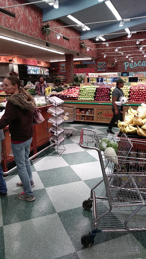 Supermarket «Vallarta», reviews and photos, 2309 Niles Point, Bakersfield, CA 93306, USA