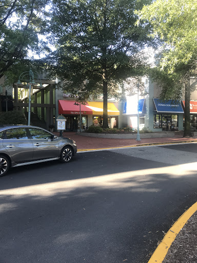 Shipping and Mailing Service «The UPS Store», reviews and photos, 2776 S Arlington Mill Dr, Arlington, VA 22206, USA