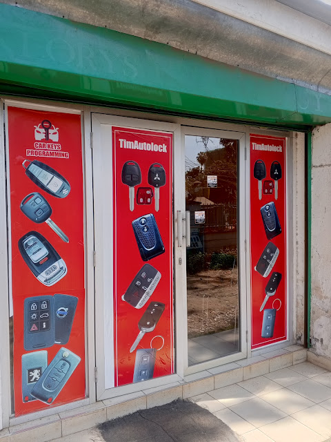 TimAutolocks -Lost Car key programming,Duplication,GPR Tracker & Alarm Installation.