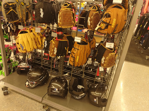 Sporting Goods Store «Academy Sports + Outdoors», reviews and photos, 20790 I-30, Benton, AR 72019, USA