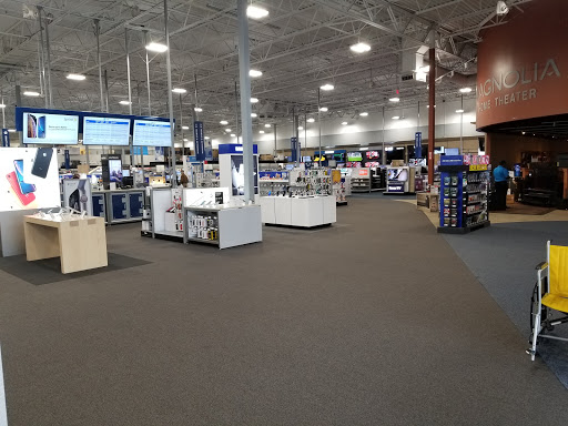 Electronics Store «Best Buy», reviews and photos, 16221 Ford Rd, Dearborn, MI 48126, USA
