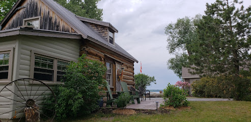 Log Cabin Point Cottage Resort