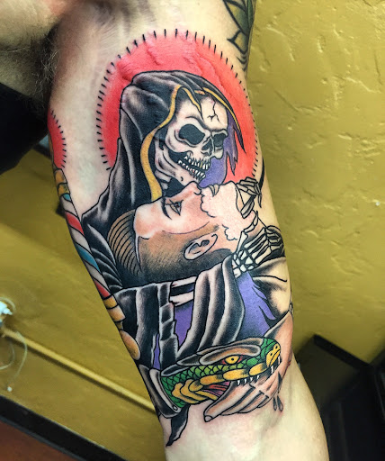 Tattoo Shop «Funhouse Tattoo», reviews and photos, 1453 Garnet Ave, San Diego, CA 92109, USA