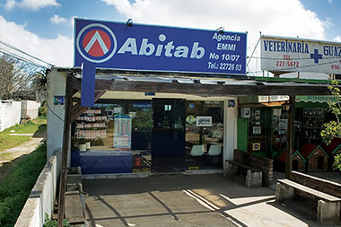 Opiniones de Abitab 10-07 en 18 de Mayo - Banco