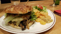 Plats et boissons du Restaurant de hamburgers HappyBIOBurger à Clamart - n°13