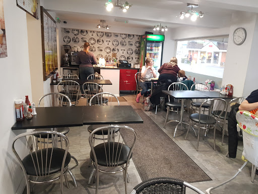 Corner Cafe Luton