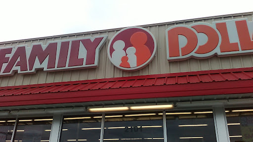 Dollar Store «FAMILY DOLLAR», reviews and photos, 2101 Randleman Rd, Greensboro, NC 27406, USA