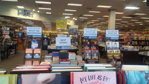 Book Store «Books-A-Million», reviews and photos, 100 Viewmont Dr, Scranton, PA 18508, USA