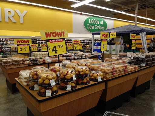 Grocery Store «Food 4 Less», reviews and photos, 1651 E 103rd St, Los Angeles, CA 90002, USA