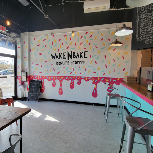Donut Shop «Wake N Bake Donuts - Carolina Beach», reviews and photos, 1401 N Lake Park Blvd Suite 46, Carolina Beach, NC 28428, USA