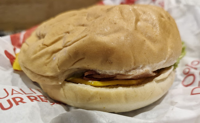 Reviews of Wendy's Hamburgers in Hamilton - Restaurant