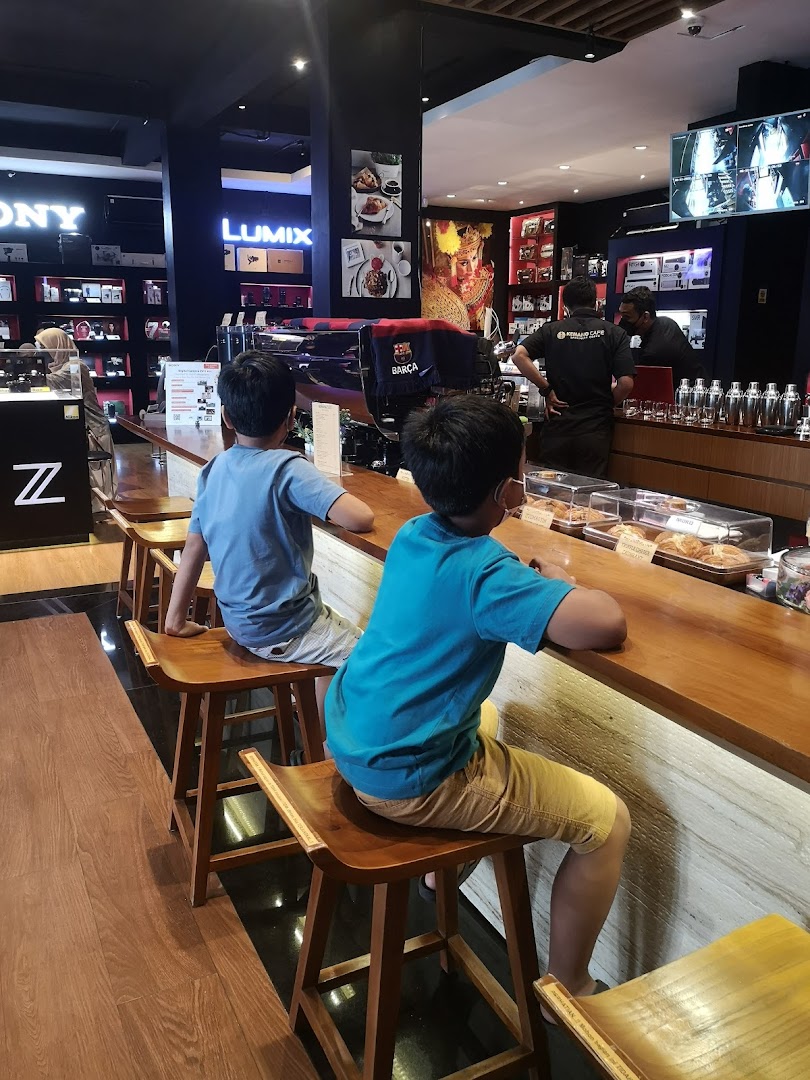 Kemang Cafe Photo