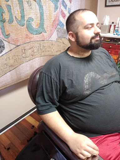 Barber Shop «Beach Clips Barber Shop», reviews and photos, 7004 N Atlantic Ave, Cape Canaveral, FL 32920, USA