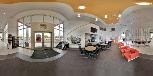 Toyota Dealer «Lithia Toyota of Springfield», reviews and photos, 163 S 9th St, Springfield, OR 97477, USA