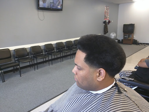 Barber Shop «Top of the Line Barbershop», reviews and photos, 2280 Golden Gate Dr, Greensboro, NC 27405, USA