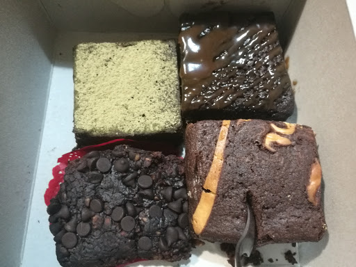 Brownies Bar By The Accidental Bakers - The Gardens Mall