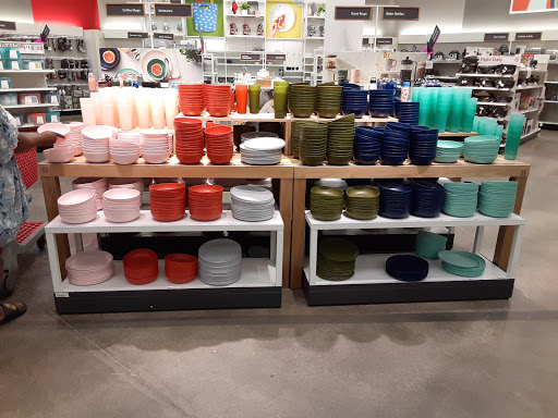 Department Store «Target», reviews and photos, 999 Corporate Dr, Westbury, NY 11590, USA