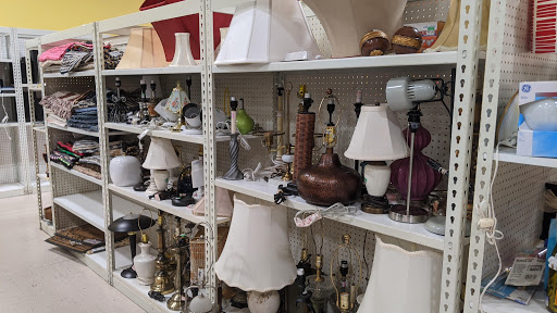 Thrift Store «Goodwill - Eagan», reviews and photos, 1247 Northwood Pkwy, Eagan, MN 55121, USA