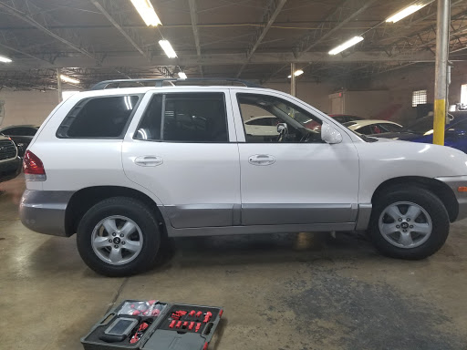 Used Car Dealer «Republic Auto Of Texas», reviews and photos, 8500 Sovereign Row, Dallas, TX 75247, USA