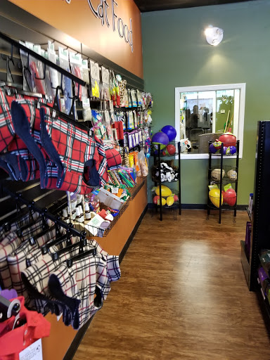 Pet Supply Store «EarthWise Pet Supply», reviews and photos, 3300 Hamilton Mill Rd #103, Buford, GA 30519, USA