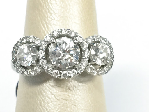 Jewelry Store «Hayman Jewelry Company», reviews and photos, 305 E Madison St, Tampa, FL 33602, USA