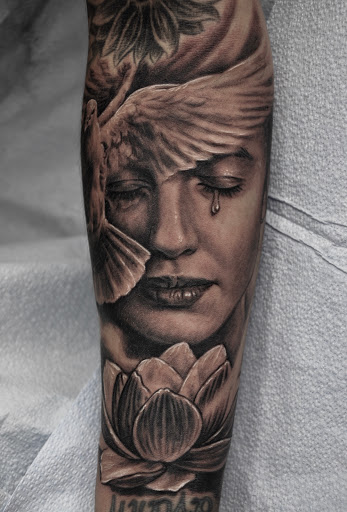 Explore eiffel tower tattoo ideas, creative tattoo ideas in Sunnyvale, available at Da Wei Tattoo Inc