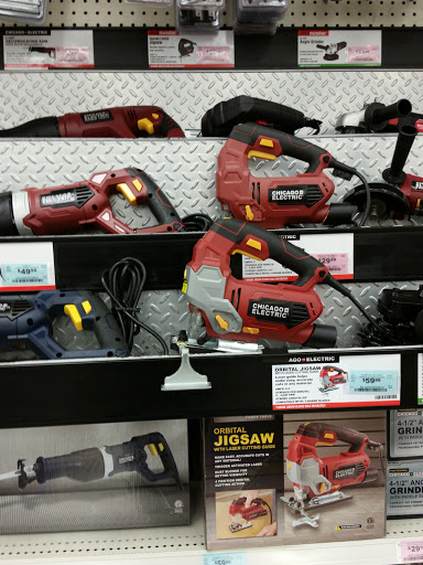 Hardware Store «Harbor Freight Tools», reviews and photos, 7600 la Crosse Ave, Burbank, IL 60459, USA