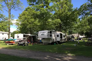DUMONT LAKE FAMILY CAMPGROUND image