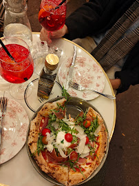 Pizza du Café Hoche Cannes - Restaurant, Brasserie, Salon de thé Rue Hoche - n°1