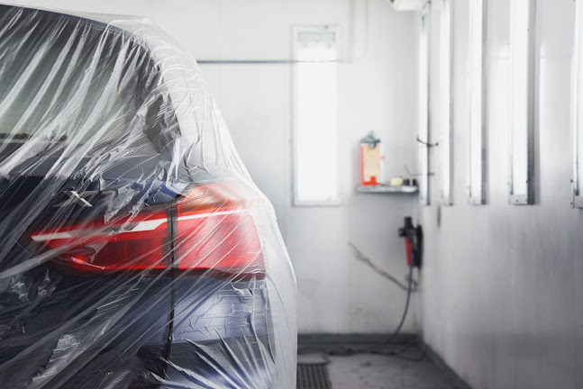 AutoRepairGroup.be Charleroi : Une réparation durable de vos dégâts de carrosserie - Autobedrijf Garage