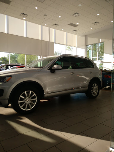 Volkswagen Dealer «San Tan Volkswagen», reviews and photos, 1489 E Motorplex Loop, Gilbert, AZ 85297, USA
