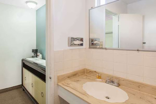 Days Inn by Wyndham Camarillo - Ventura image