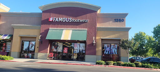 Famous Footwear, 1264 Commerce Ave, Atwater, CA 95301, USA, 