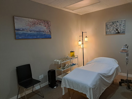 Forward Acupuncture and Wellness Centre, 1070 Ridgeway Ave #201, Coquitlam, BC V3J 1S7