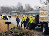 Brown Storm Service - Photo 4 - Car repair in , Springfield