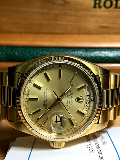 Pawn Shop «Sterling & Knight Jewelry & Pawn», reviews and photos, 295 S Schmidt Rd, Bolingbrook, IL 60440, USA