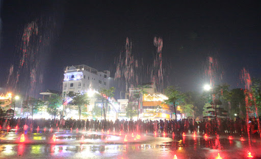 Phố đi bộ thành phố Vinh - Vinh Walking Street
