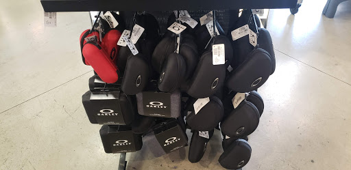 Sunglasses Store «Oakley Vault», reviews and photos, 3939 S Interstate Hwy 35 #191, San Marcos, TX 78666, USA