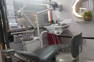 Dr.Darade Dilip Dental Surgeon residence and Dental care unit image