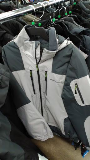 Clothing Store «Burlington Coat Factory», reviews and photos, 3475 Westdale Dr SW, Cedar Rapids, IA 52404, USA