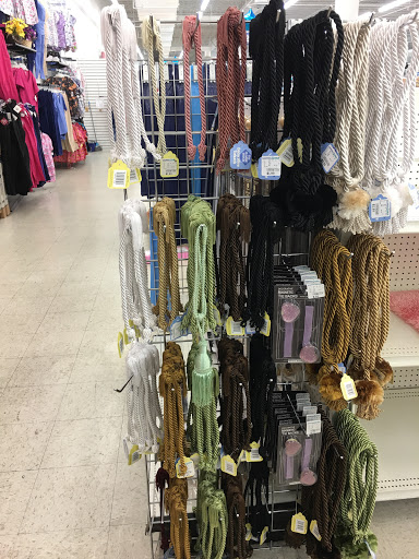 Department Store «Shoppers World (#25 Reisterstown Plaza)», reviews and photos, 6790 Reisterstown Rd, Baltimore, MD 21215, USA