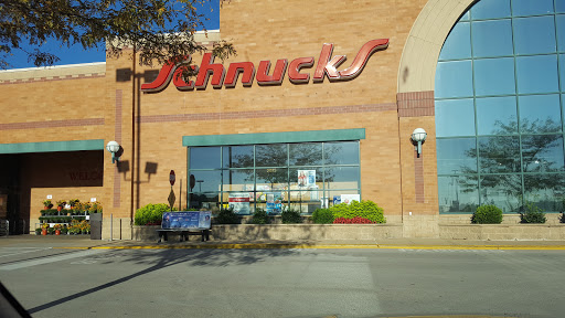 Schnucks, 2073 Washington Crossing, Washington, MO 63090, USA, 